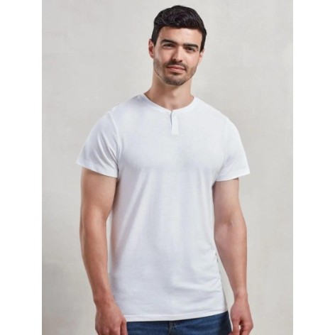 Menâs âComisâ Sustainable Tee