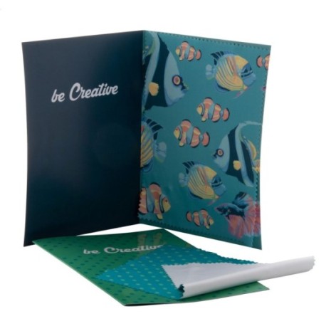 cartolina con panno pulizia occhiali