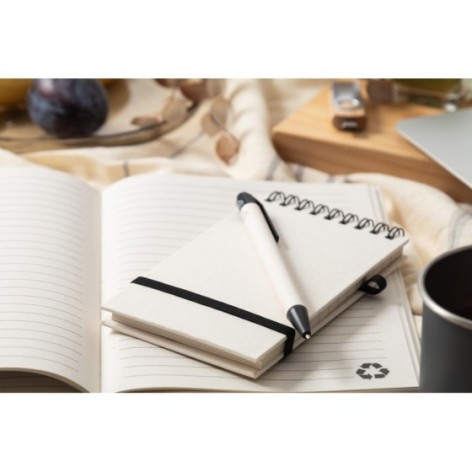 Quaderno in riciclato cartone per il latte