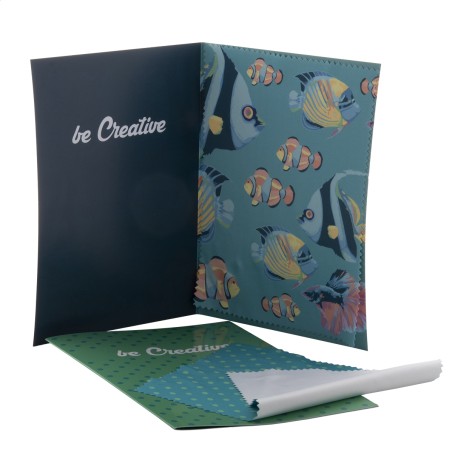 cartolina con panno pulizia occhiali