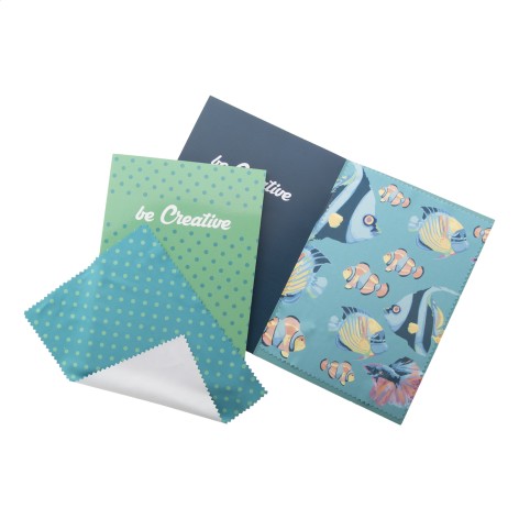 cartolina con panno pulizia occhiali