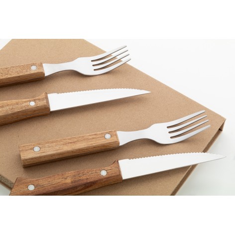 set posate per bistecca