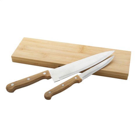 Set coltelli con manici in bambﾝ