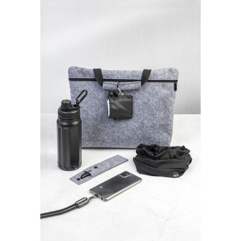 Lanyard in RPET con cavo di ricarica da 60W